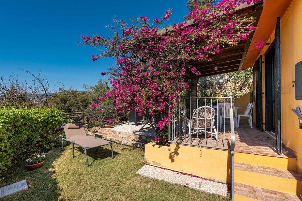 Villa Laura Costa Rei Eksteriør billede